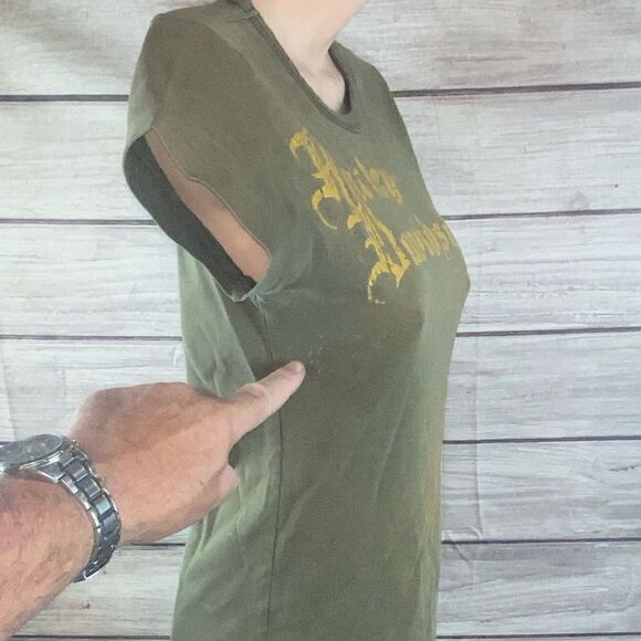 Ladies used size Med Harley Davidson shirt sleeve tee with slight defects - Picture 3 of 13